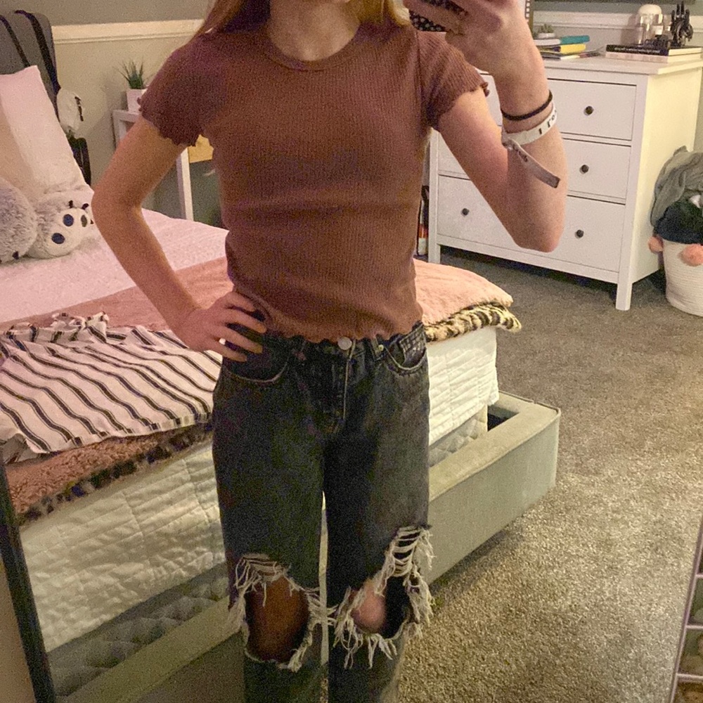 Tilly girls T-shirt size small